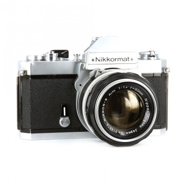 Nikkormat FT2 + Nikkor-S 50mm/1.4